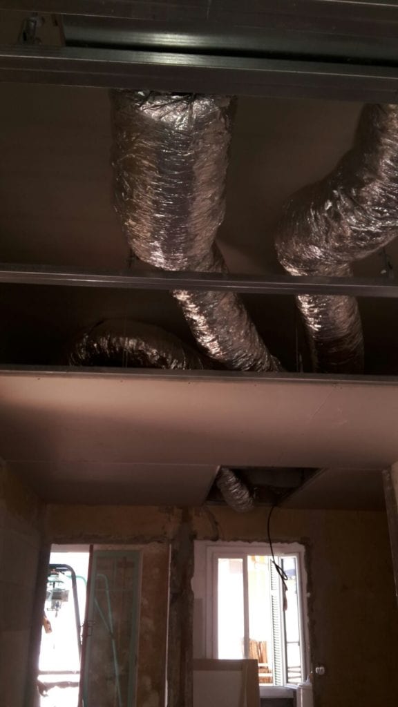 climatisation-reversible-plafond